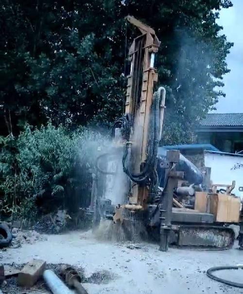 蜀山区钻岩石井
